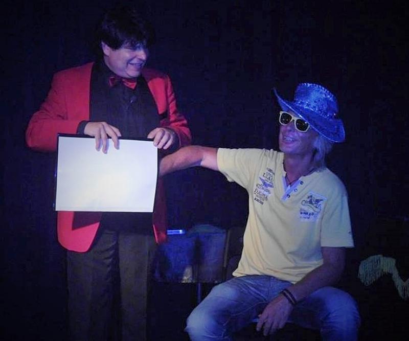 Magician Olivier Klinkenberg OK MAGICS interactive comedy magic trick with funny spectator in Tenerife Spain July 2015